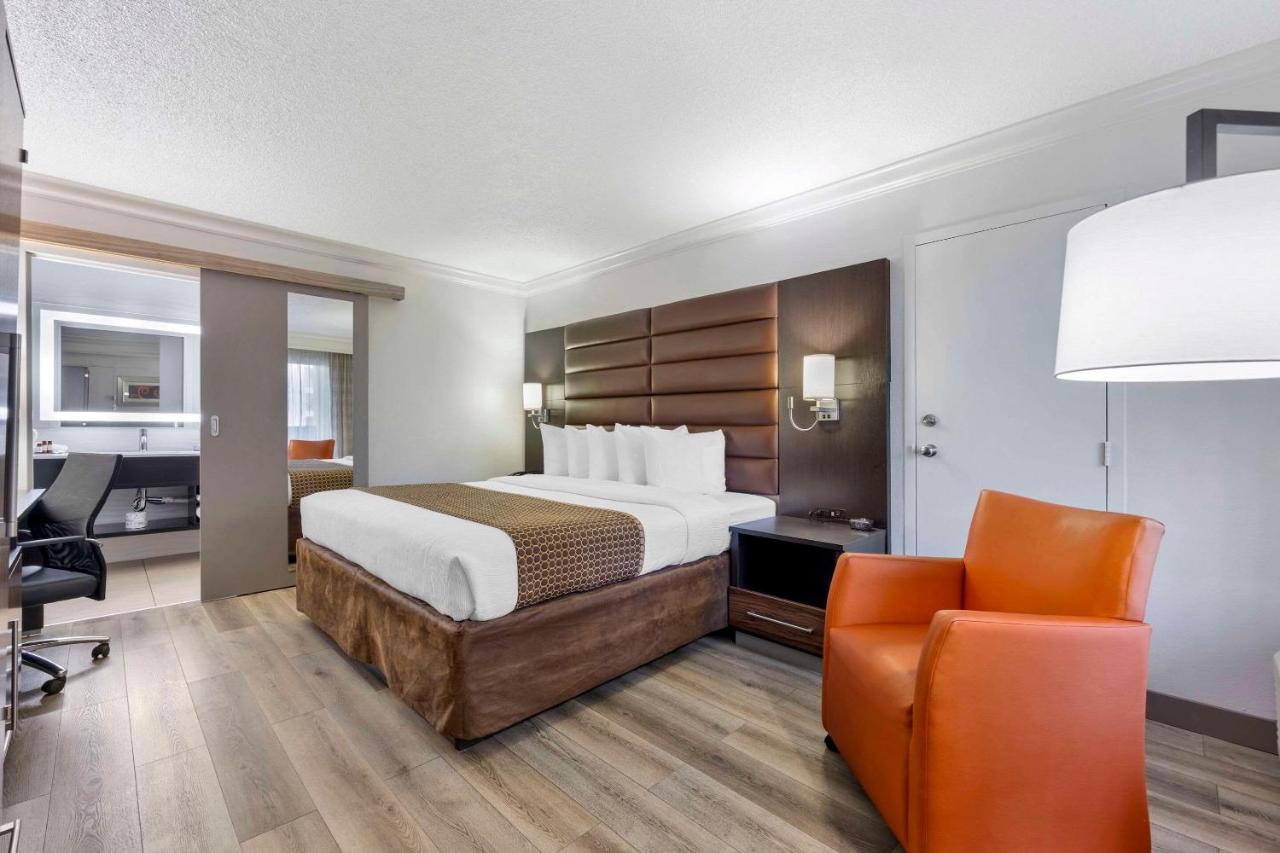 King Room at The Capitol Hotel Downtown, an Ascend Collection Hotel