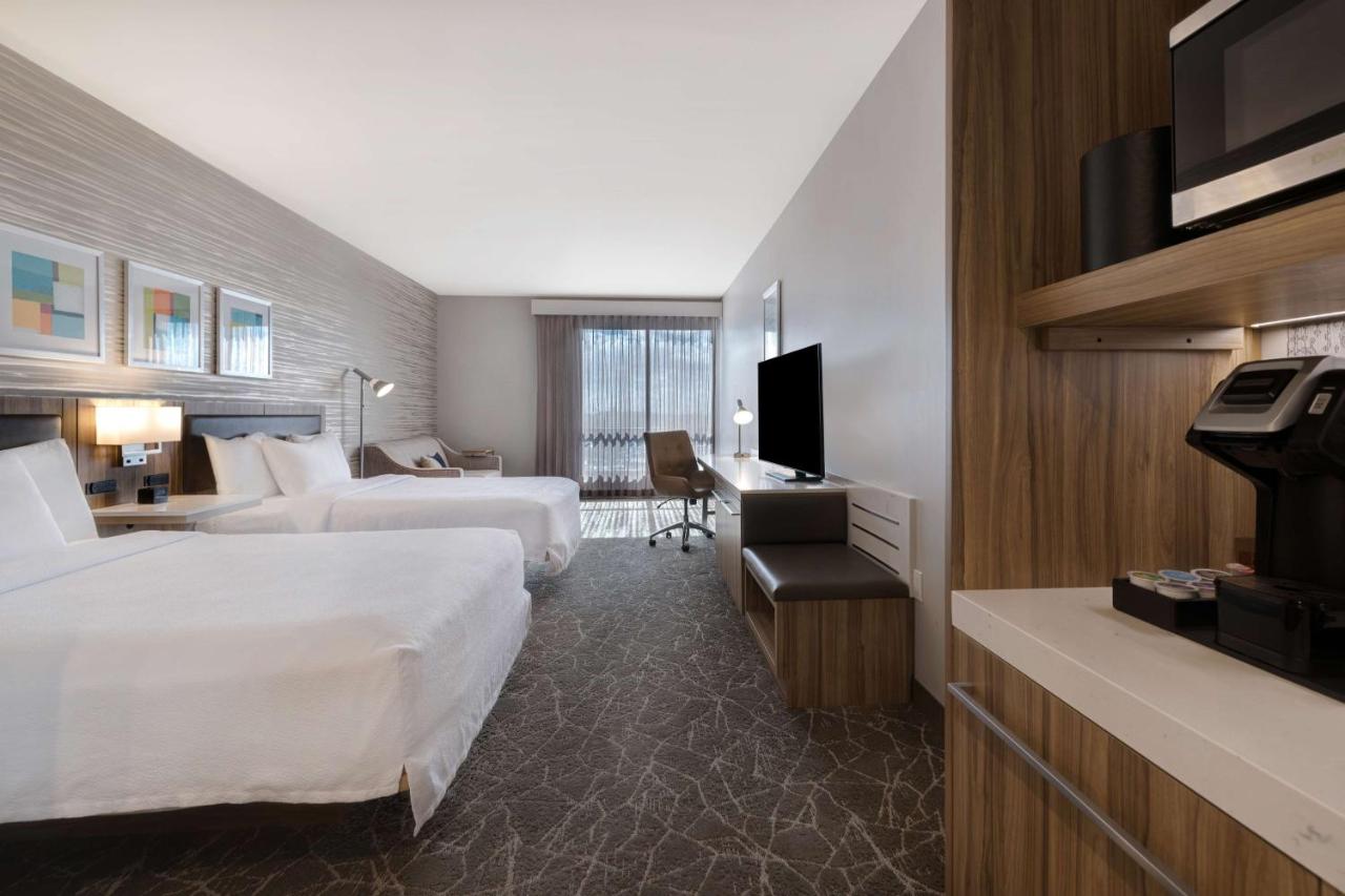 Deluxe Room with Sofa bed at Hilton Garden Inn Anaheim Resort