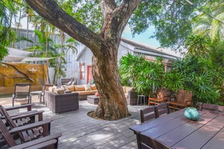 | Pilar Cottage