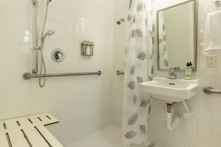 | Harborwalk Hideaways