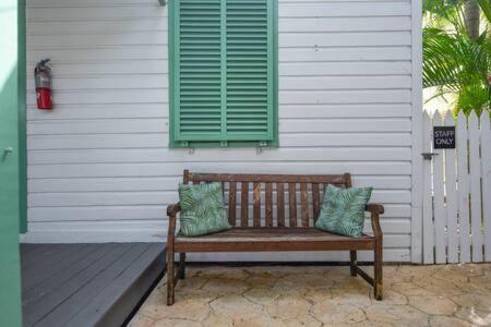 | Harborwalk Hideaways