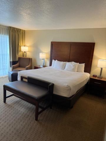 Standard King Room - Non-Smoking at Comfort Inn & Suites Lincoln City