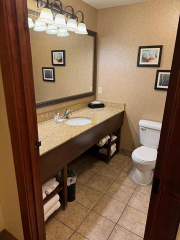 Standard Queen Room with Two Queen Beds - Non-Smoking at Comfort Inn & Suites Lincoln City