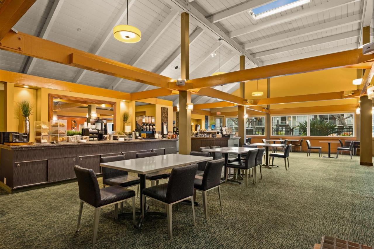 | Best Western The Plaza Hotel - Free Breakfast