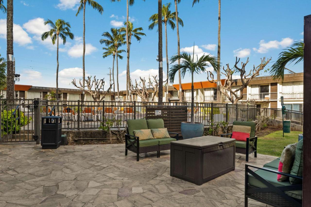 | Best Western The Plaza Hotel - Free Breakfast
