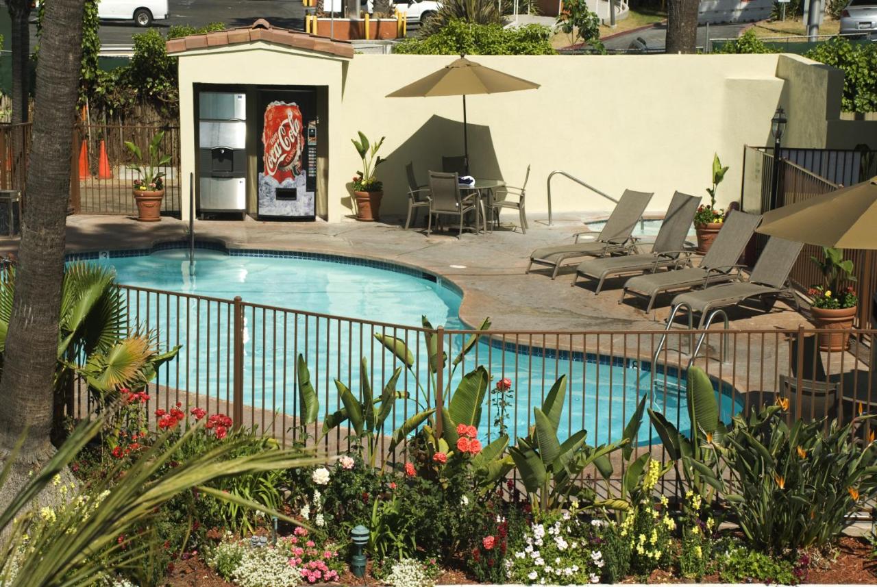 | Hotel Iris - Mission Valley-San Diego Zoo-SeaWorld