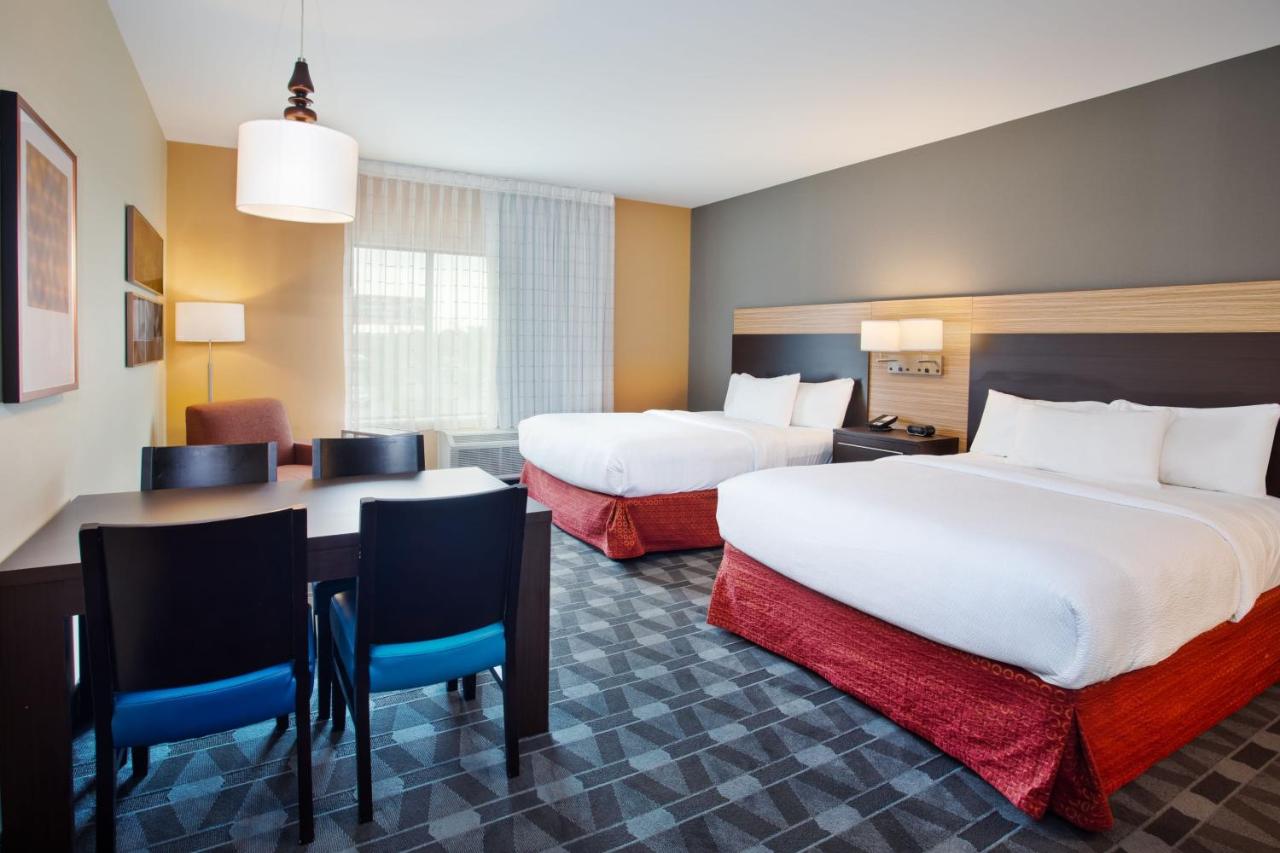 Studio, 2 Queen at TownePlace Suites by Marriott Detroit Belleville