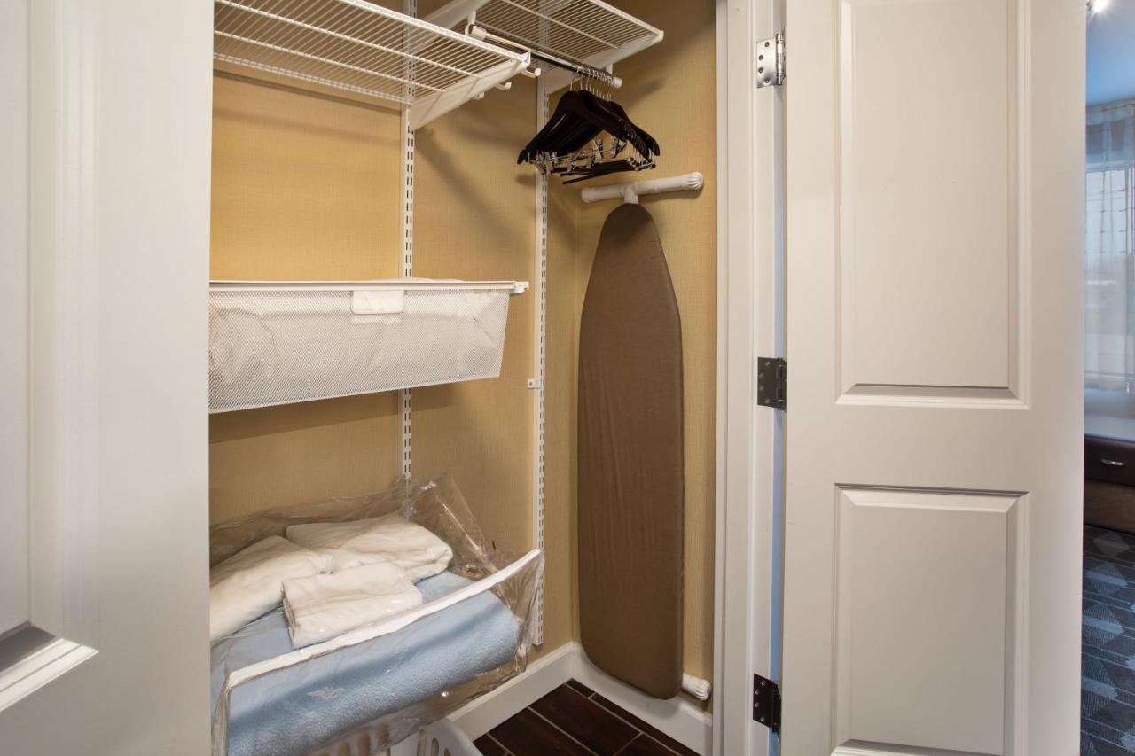 Studio, 1 King, Sofa bed at TownePlace Suites by Marriott Detroit Belleville