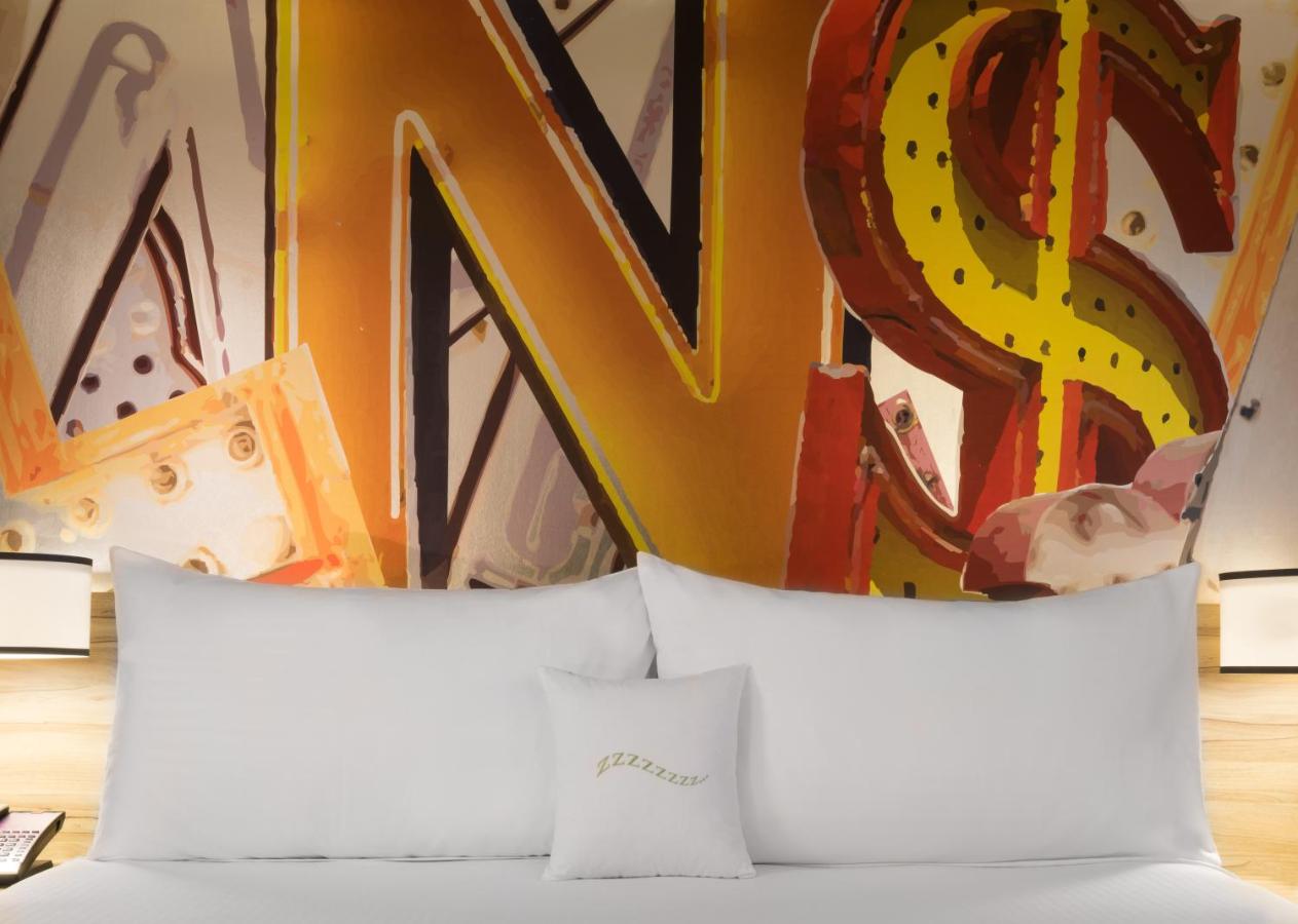 District 3 Deluxe, 2 Queen, Non-Smoking at The LINQ Hotel & Casino – A Caesars Rewards Destination