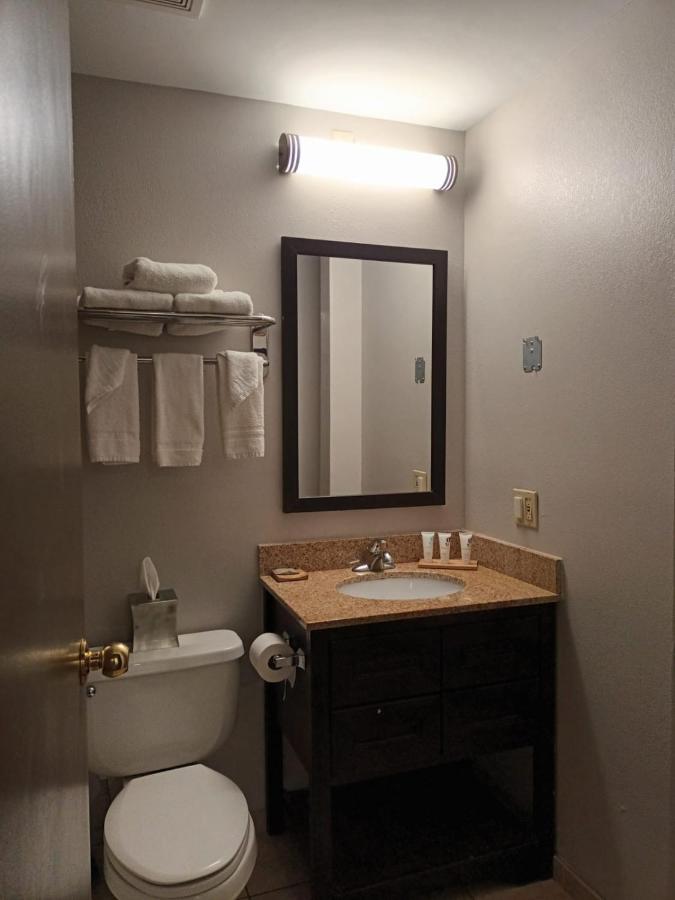 Premium Queen Room with Two Queen Beds - Non-Smoking at Country Inn & Suites By Radisson, Battle Creek, MI