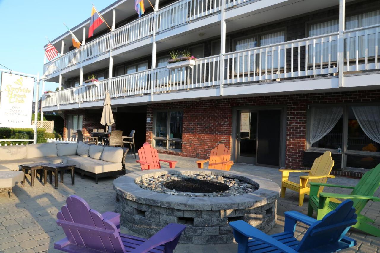 Standard King Room at Surfside Hotel and Suites