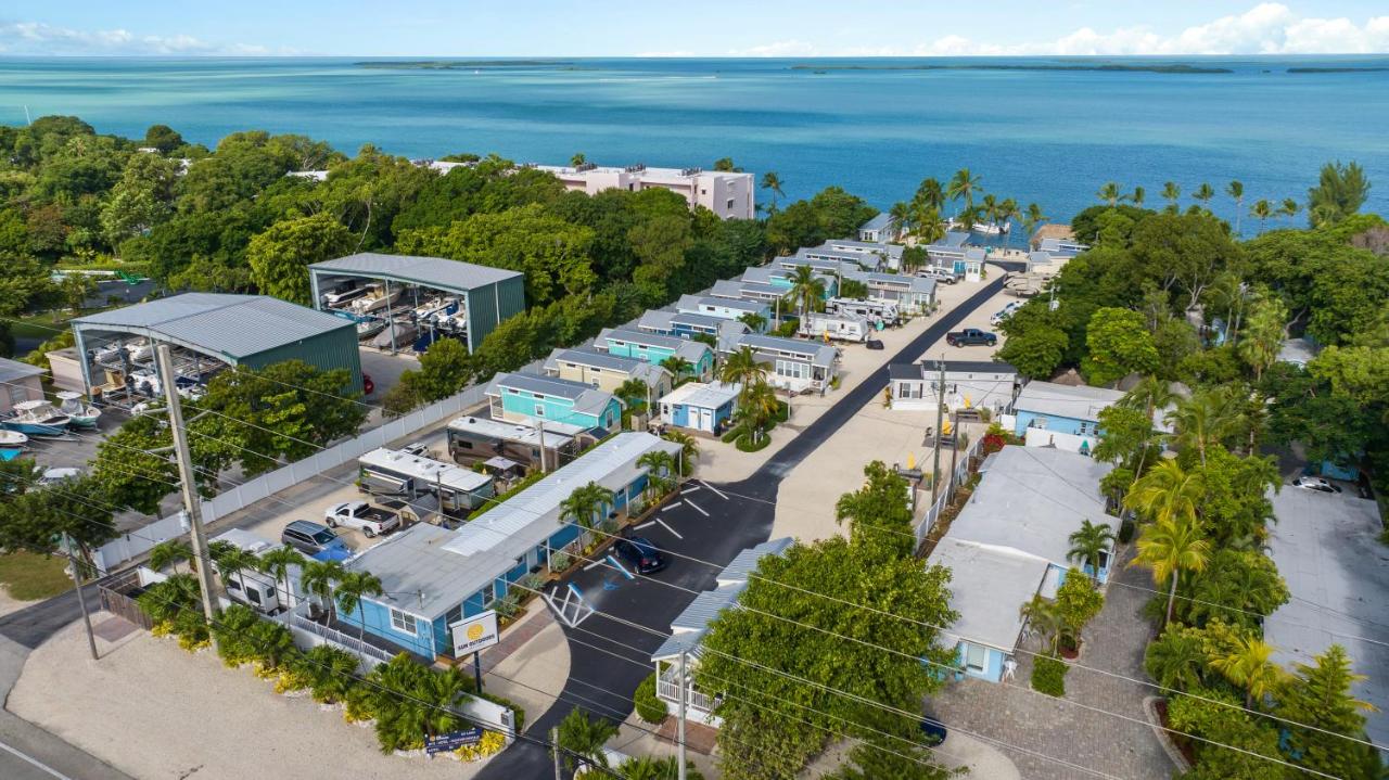 | Sun Outdoors Key Largo