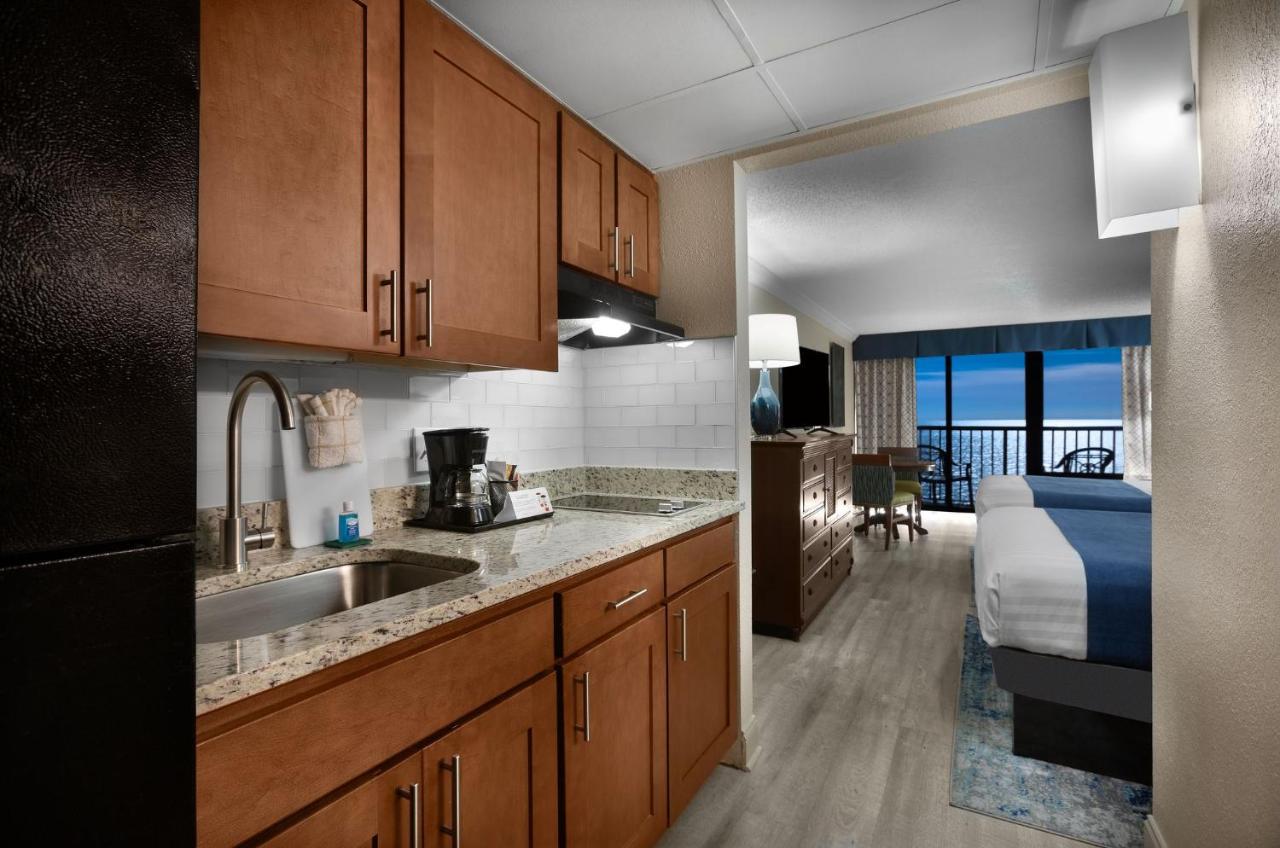 Tower Oceanfront Efficiency -  2 Queen Beds with Kitchen at Sea Crest Oceanfront Resort