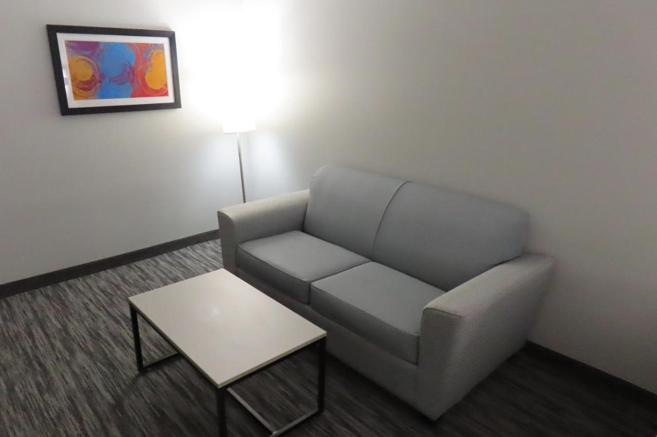  | Heritage Inn and Suites