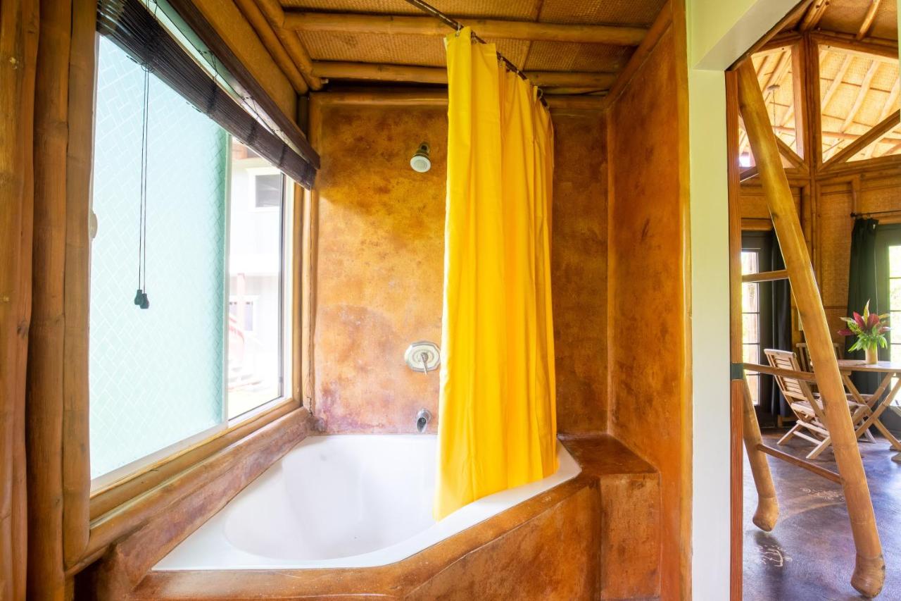 | Kalani Oceanside Retreat