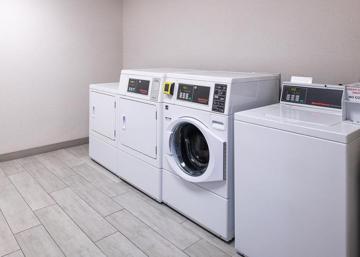 | Holiday Inn Express Hotel & Suites Twentynine Palms, an IHG Hotel