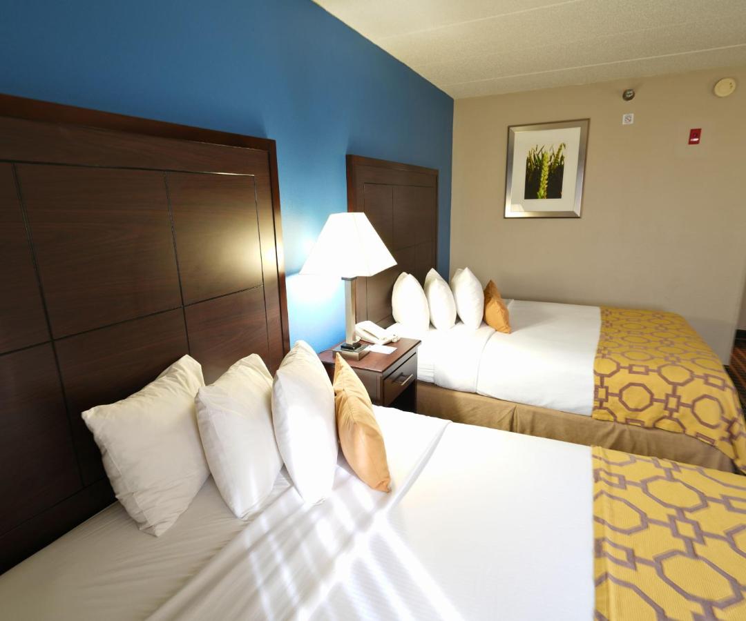 Queen Room with Two Queen Beds - Non-Smoking at Baymont by Wyndham Marshalltown