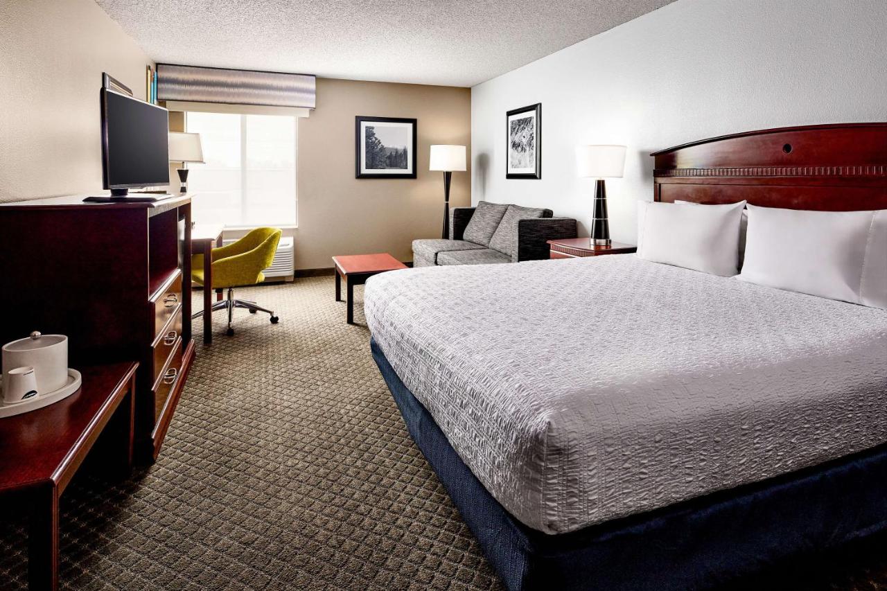 King Study Room - Non-Smoking at Hampton Inn Longmont