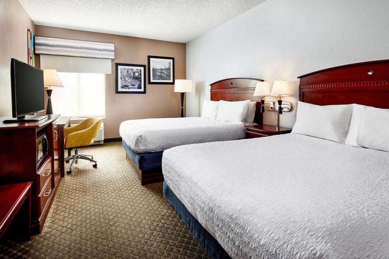 Queen Room with Two Queen Beds - Non-Smoking at Hampton Inn Longmont