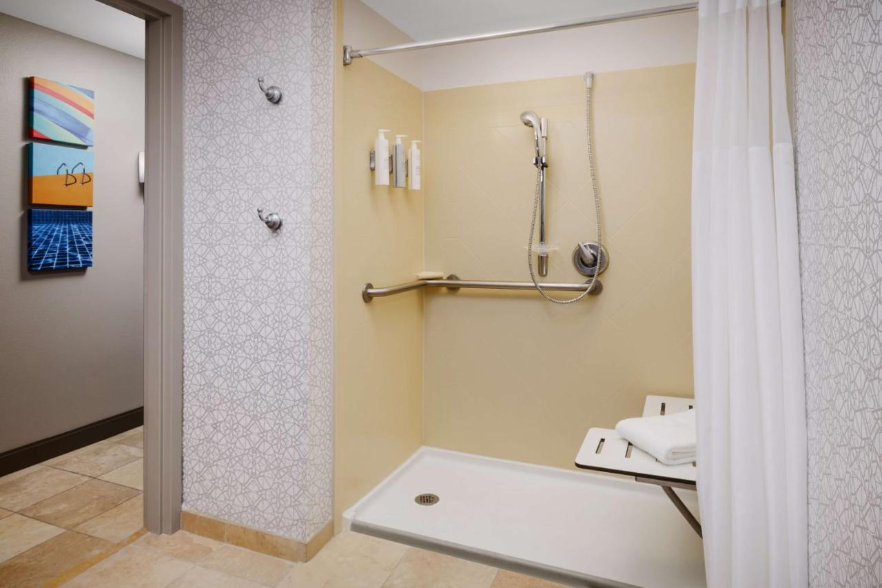  | Hampton Inn Ft. Lauderdale-Cypress Creek