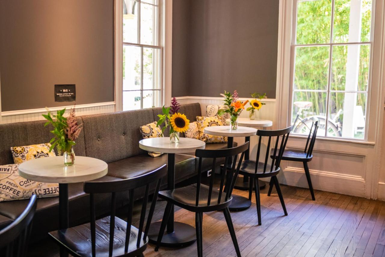 | Brannan Cottage Inn