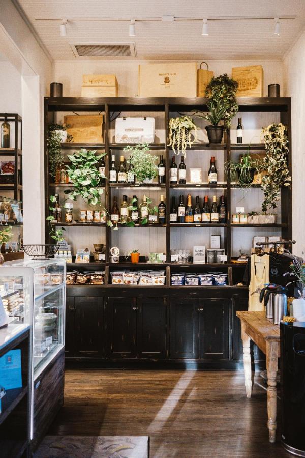 | Brannan Cottage Inn