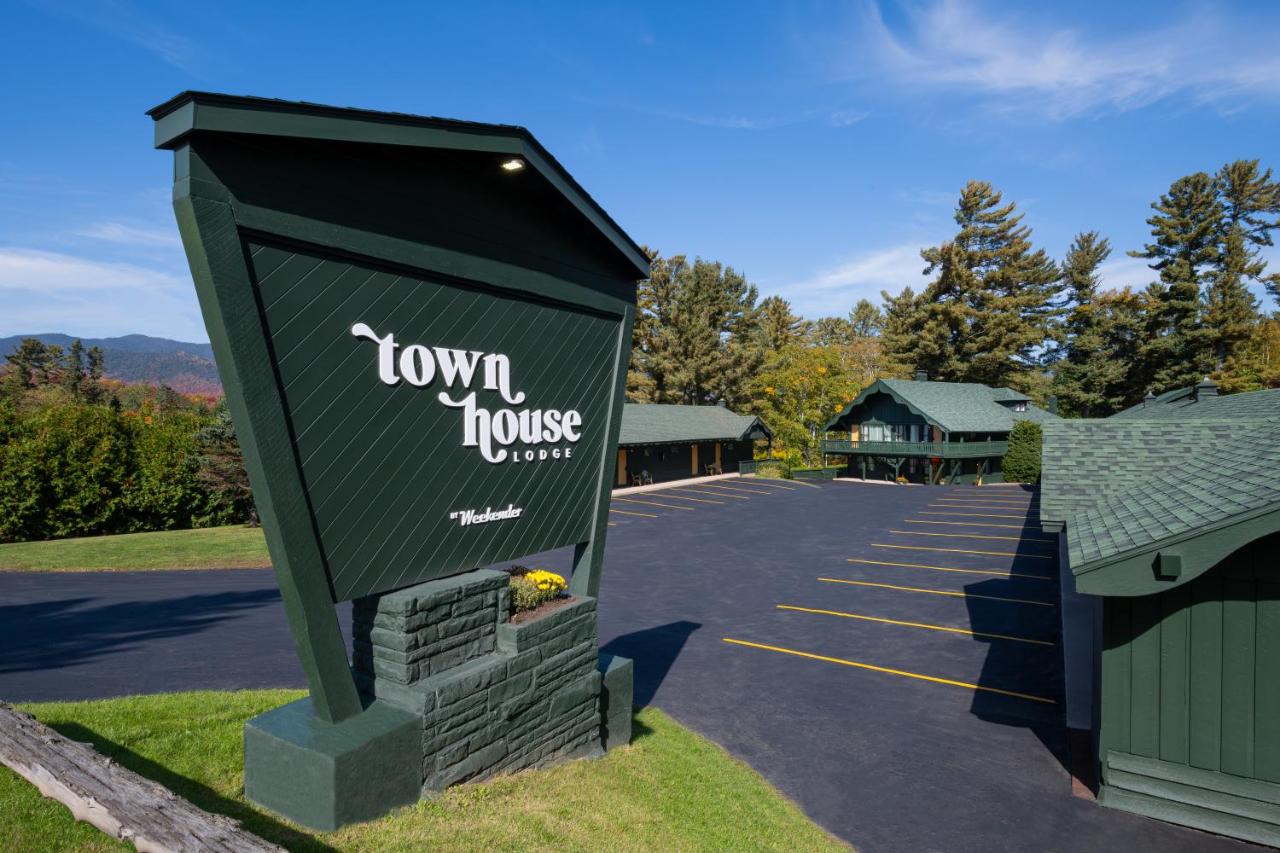  | Town House Lodge