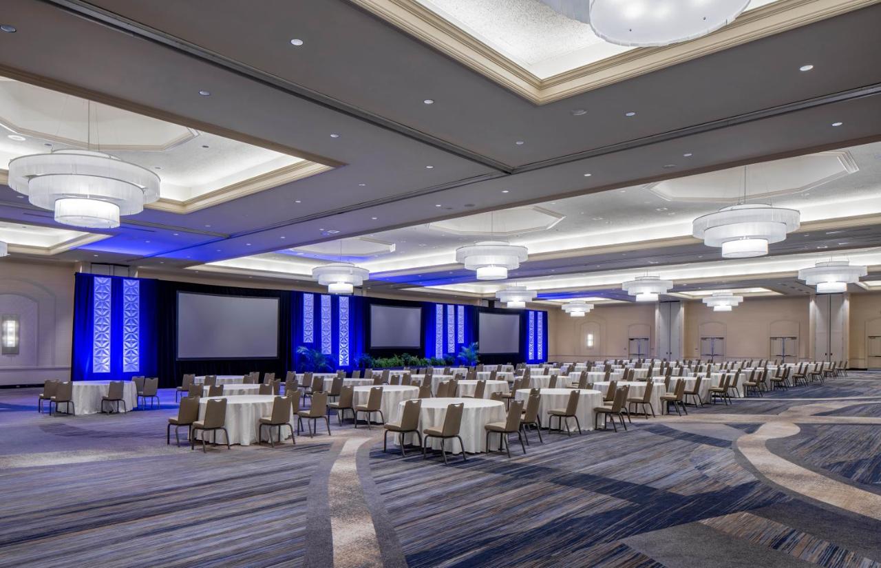 | Hyatt Regency Saint Louis at The Arch