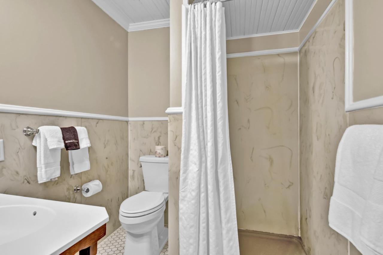 Room #36802814 at St James Hotel