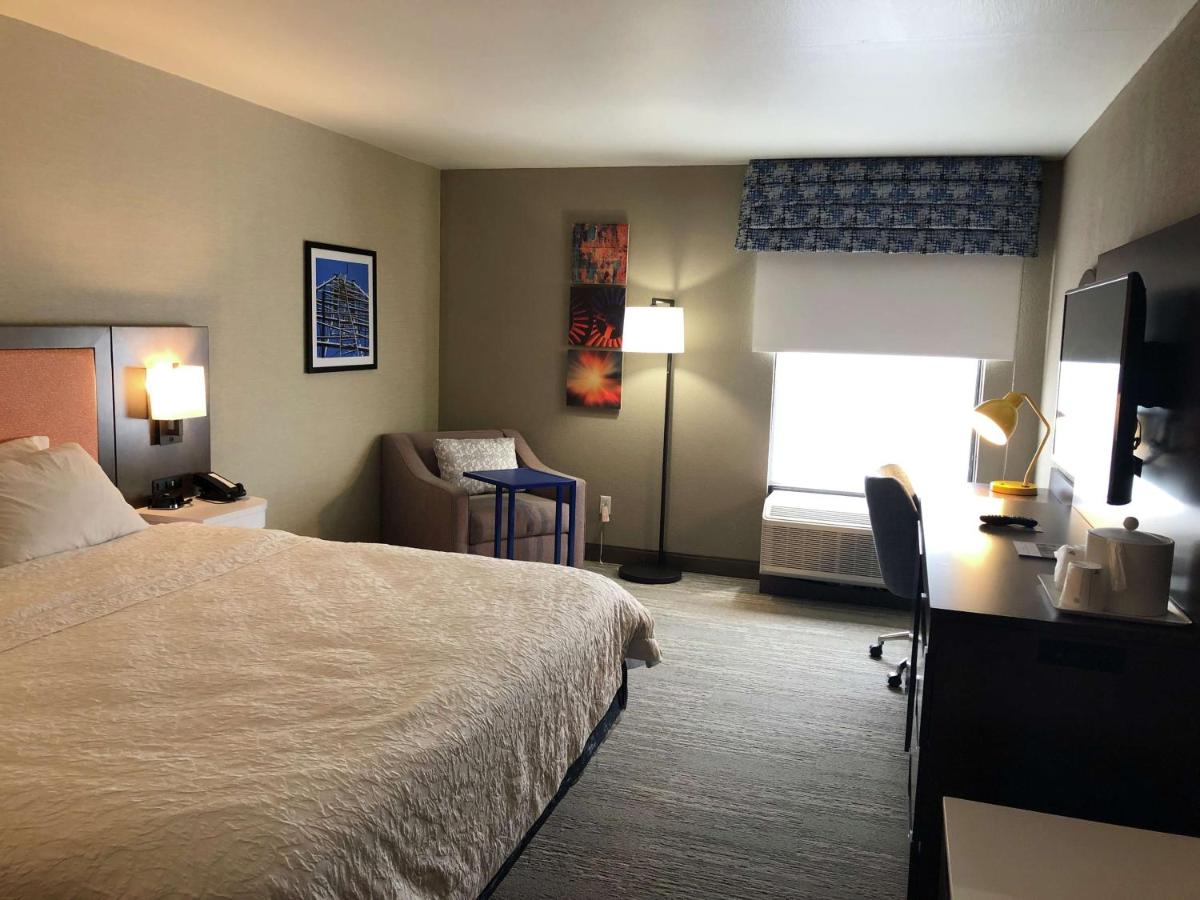King Room - Hearing Accessible/Non-Smoking at Hampton Inn El Dorado