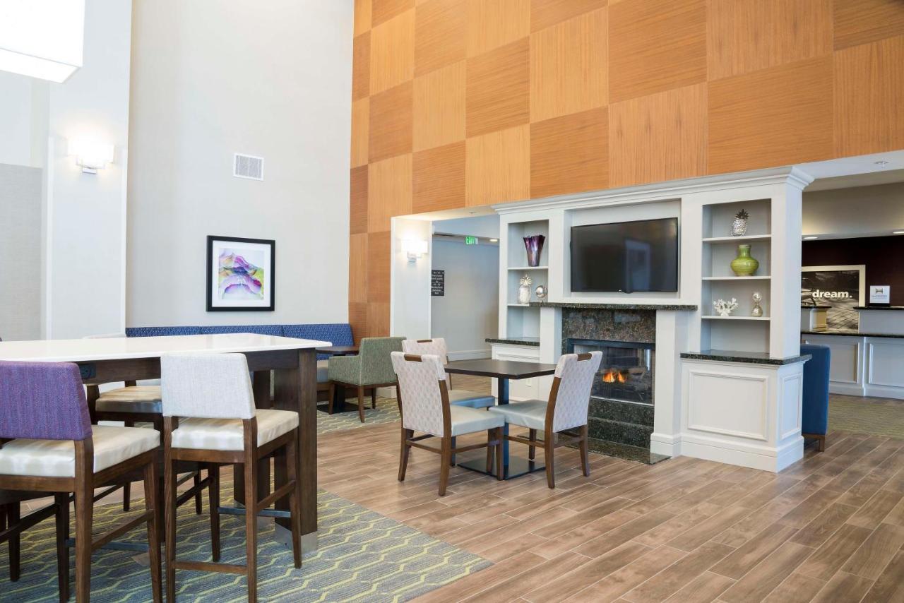  | Hampton Inn & Suites Hartford-Manchester