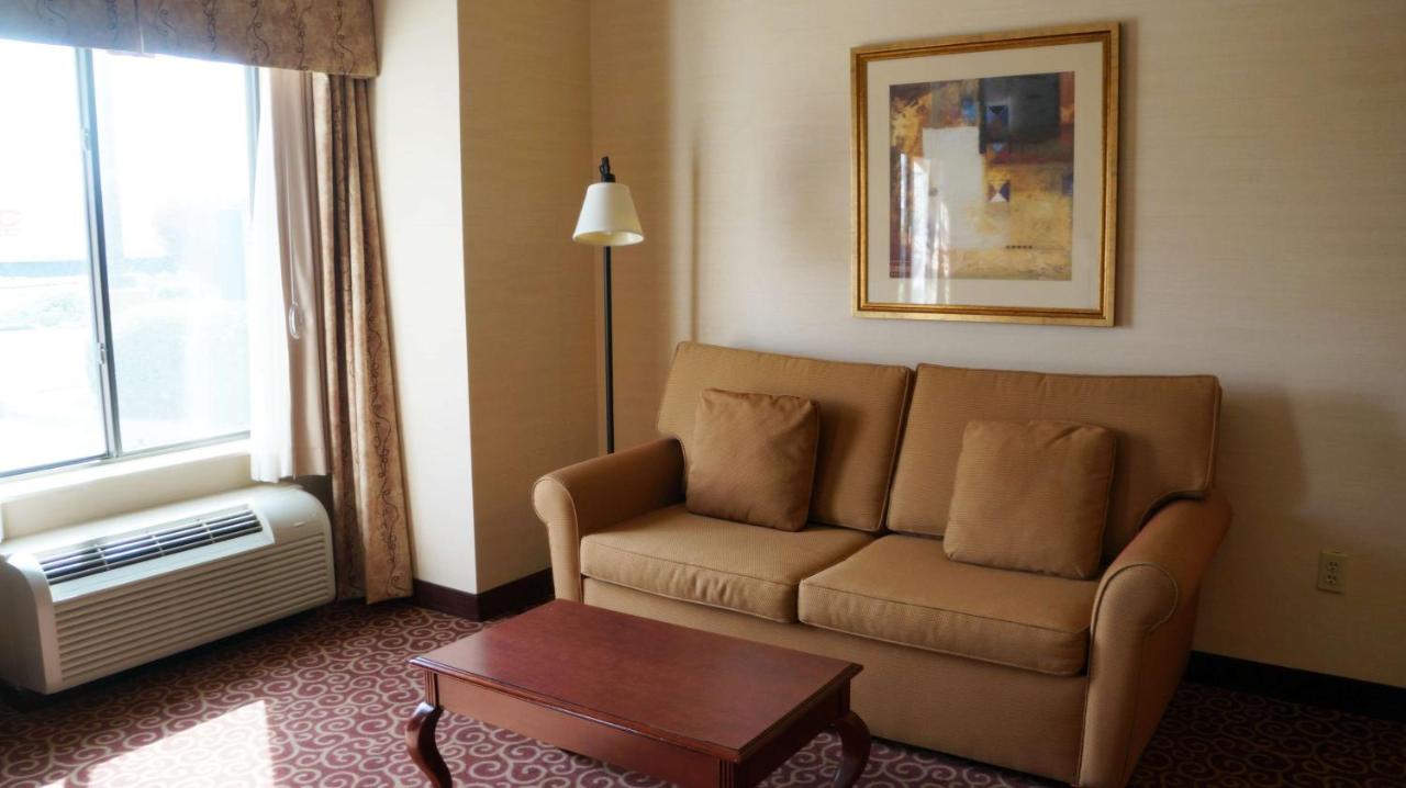 King Studio - Non-Smoking at Hampton Inn & Suites Kingman