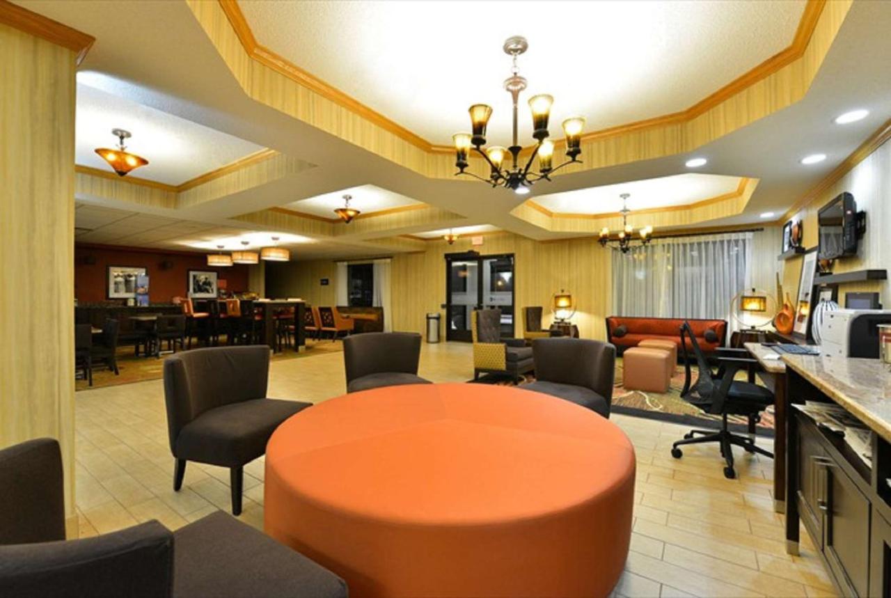 | Hampton Inn Sturgis