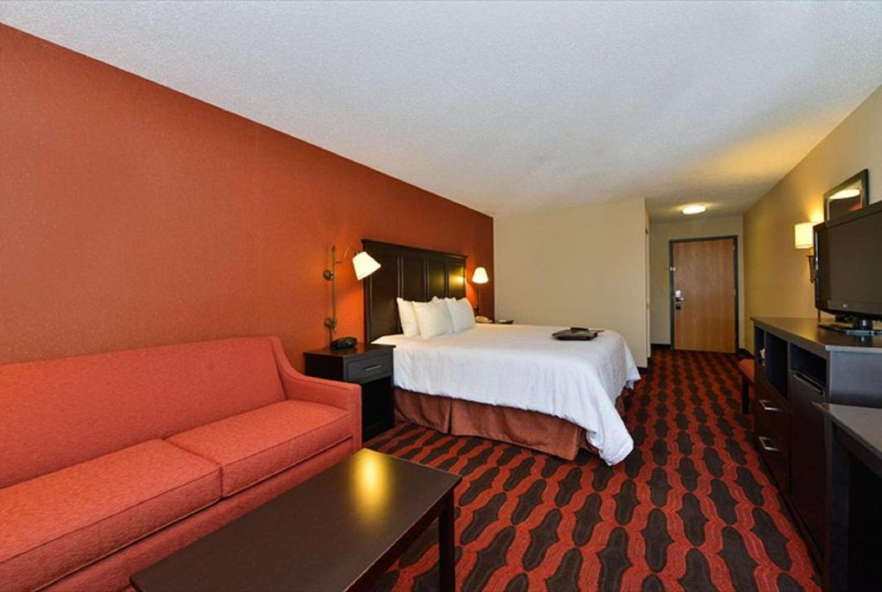 | Hampton Inn Sturgis