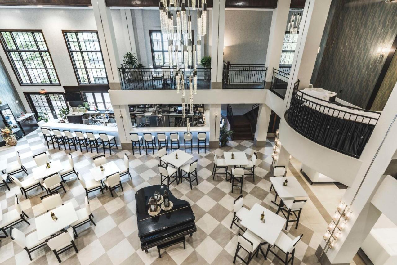 | Hampton Inn & Suites Fairfield