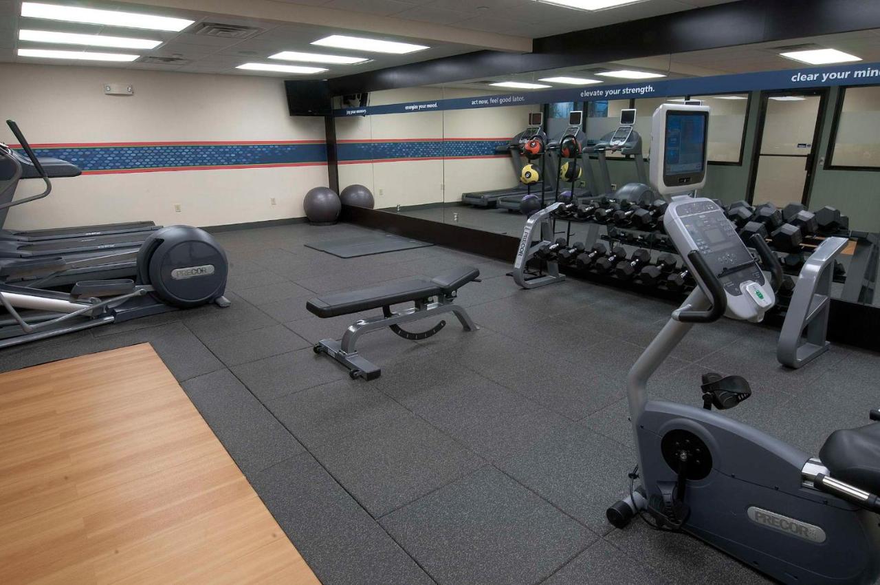 | Hampton Inn & Suites Fairfield