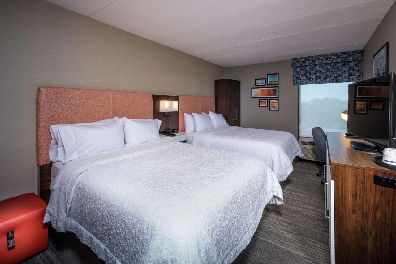  | Hampton Inn Fall River/Westport