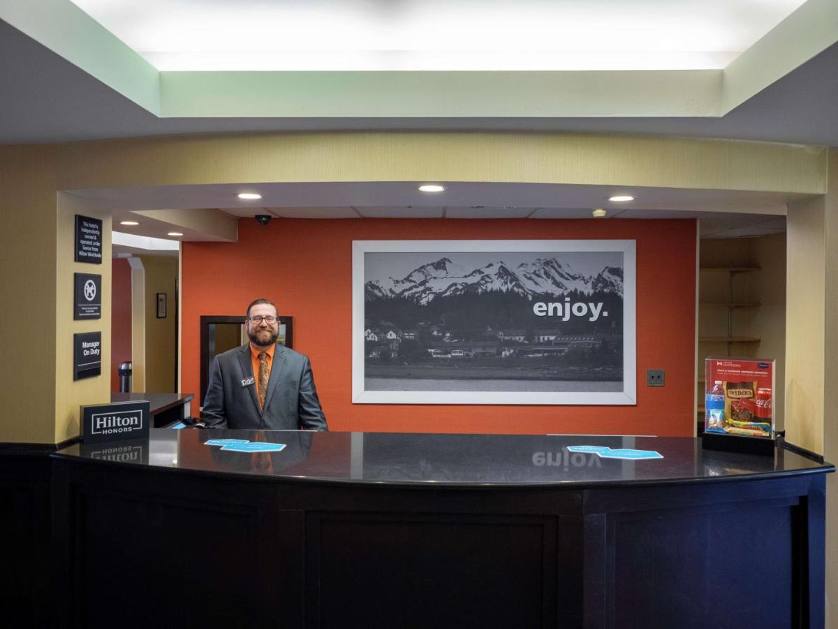 | Hampton Inn Hazleton