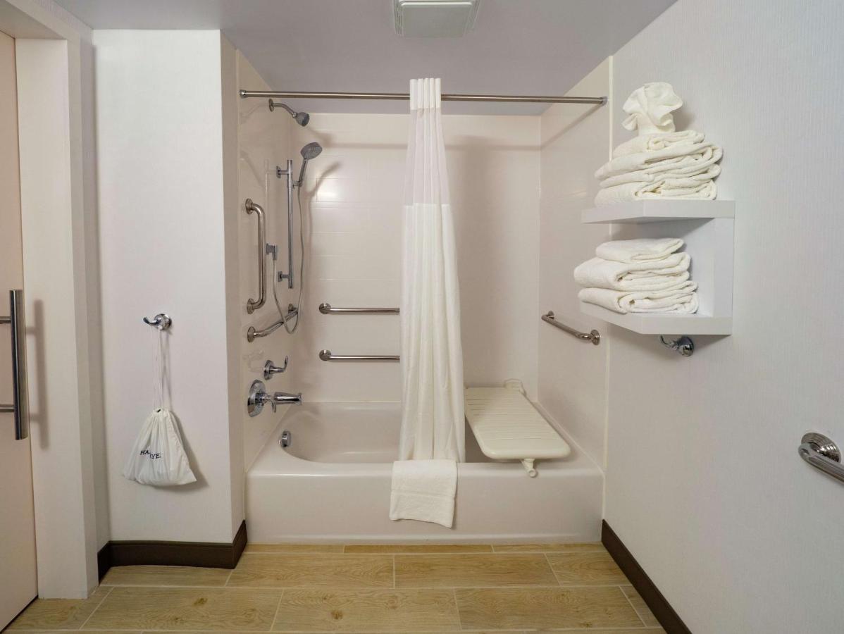 | Hampton Inn Hazleton