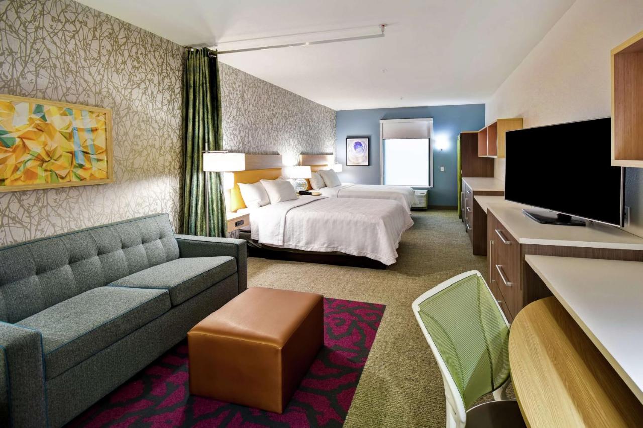 Queen Suite with Two Queen Beds - Non-Smoking at Home2 Suites by Hilton Frankfort