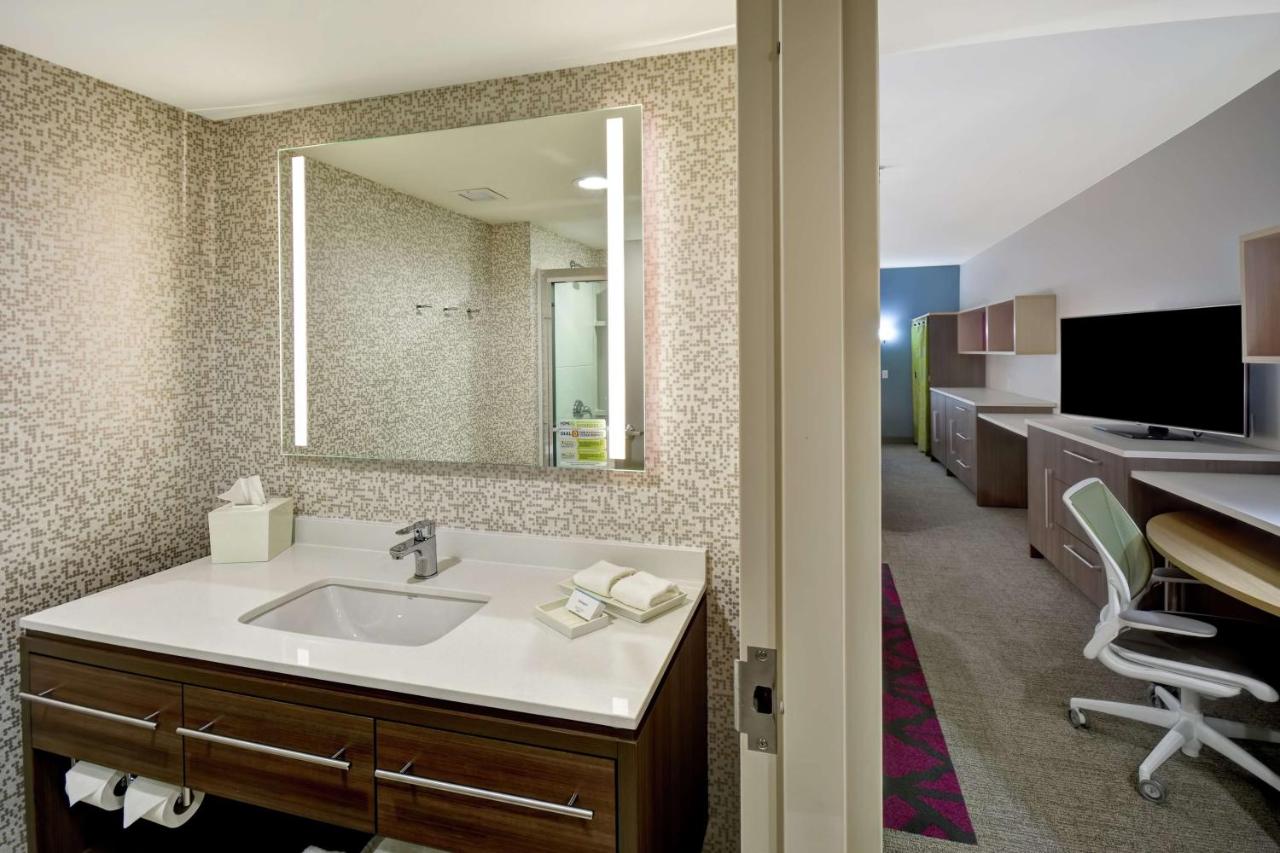 Queen Suite with Two Queen Beds - Non-Smoking at Home2 Suites by Hilton Frankfort