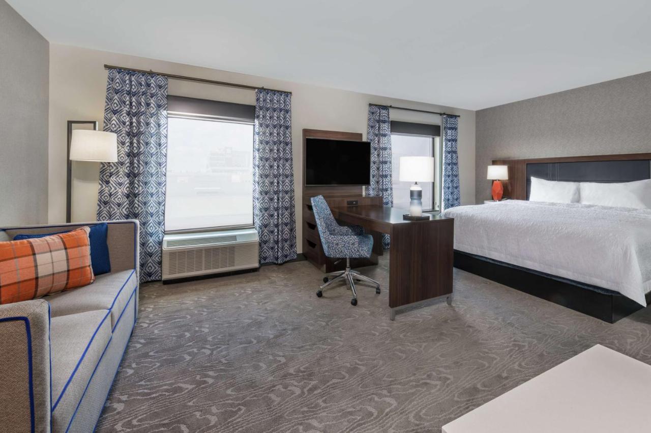 King Suite with Ball Park View and Wet Bar at Hampton Inn & Suites Fort Wayne Downtown