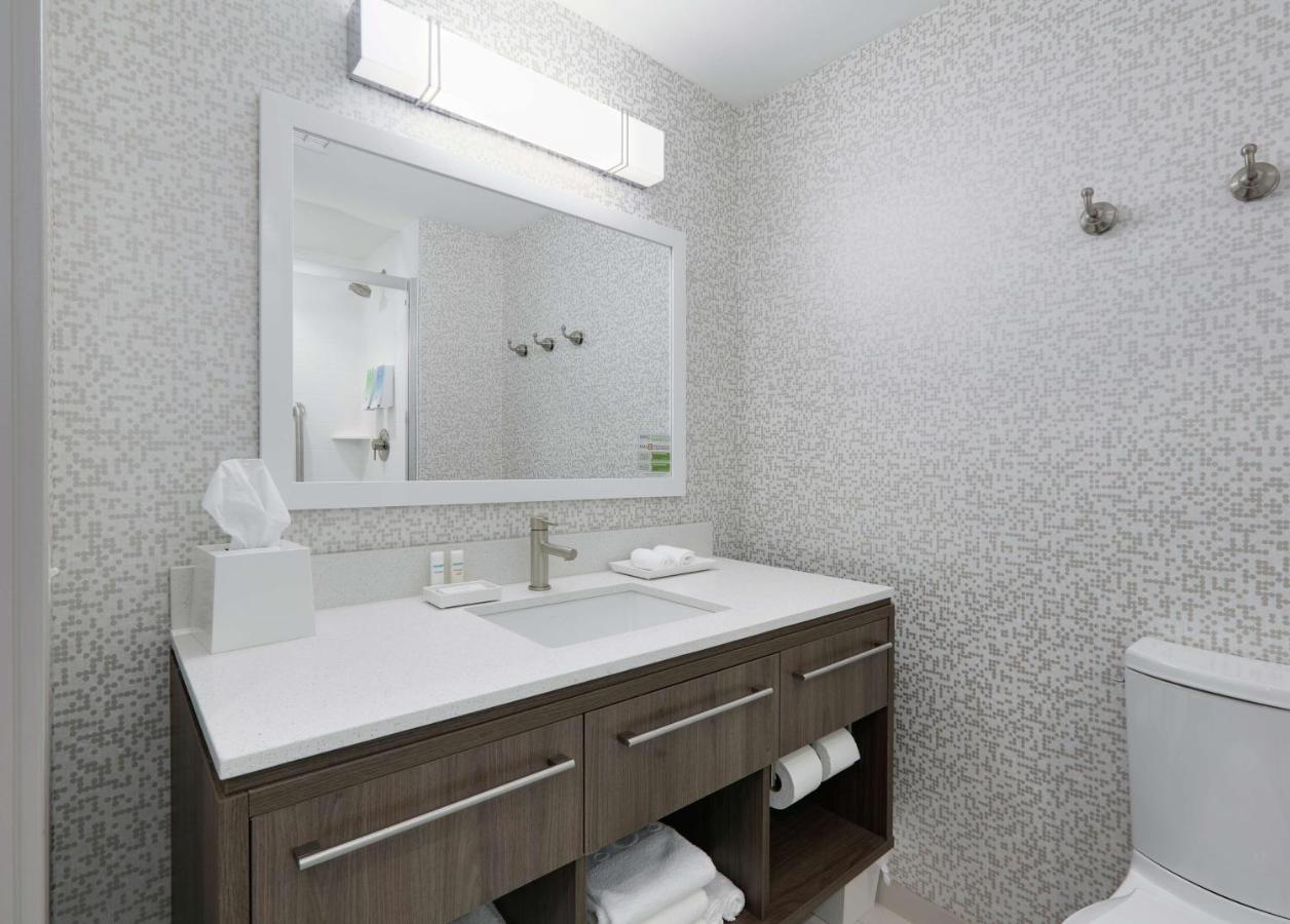 Queen Studio with Two Queen Beds - Non-Smoking at Home2 Suites BY Hilton Hagerstown