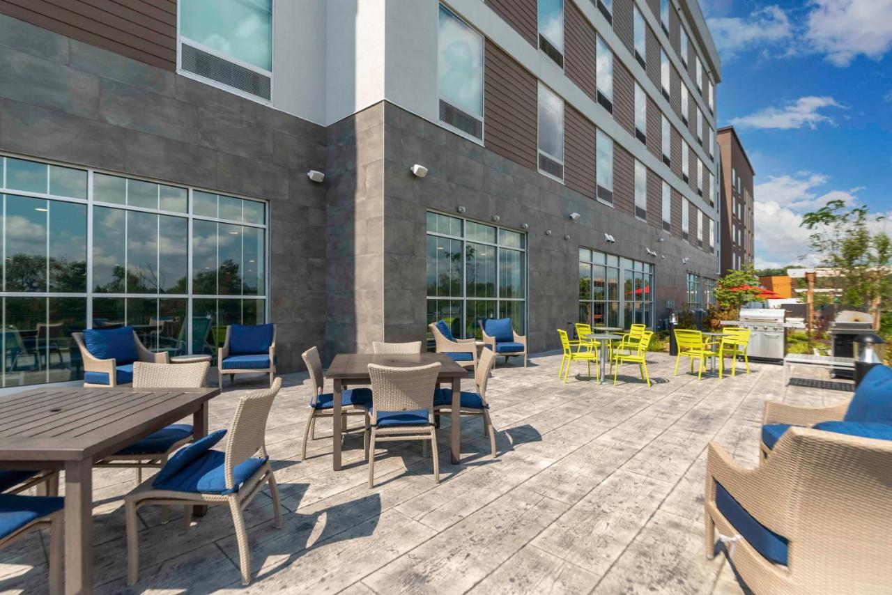 | Hilton Garden Inn By Hilton Fort Wayne North
