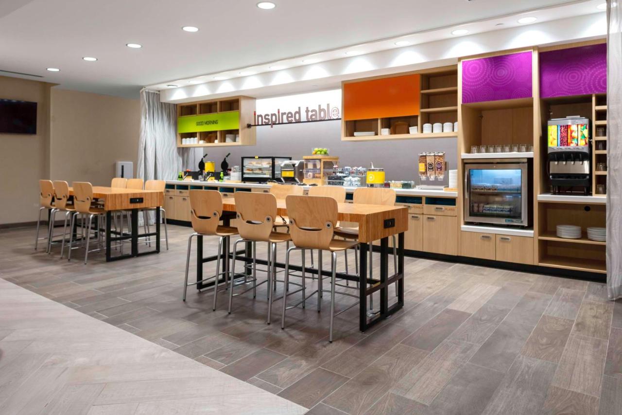 | Home2 Suites By Hilton Fort Wayne North