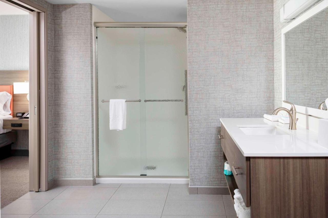 | Home2 Suites By Hilton Fort Wayne North