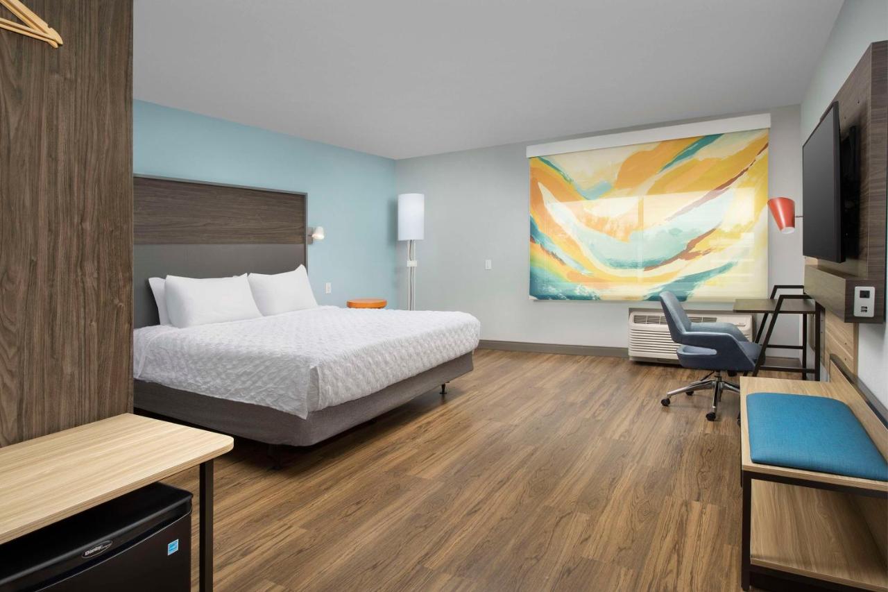 King Room at Tru by Hilton Beaufort, SC
