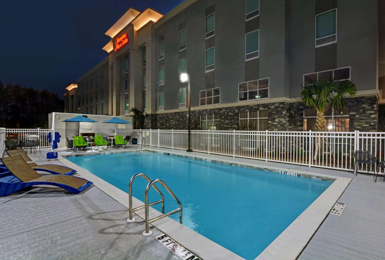 | Hampton Inn And Suites Macclenny I-10