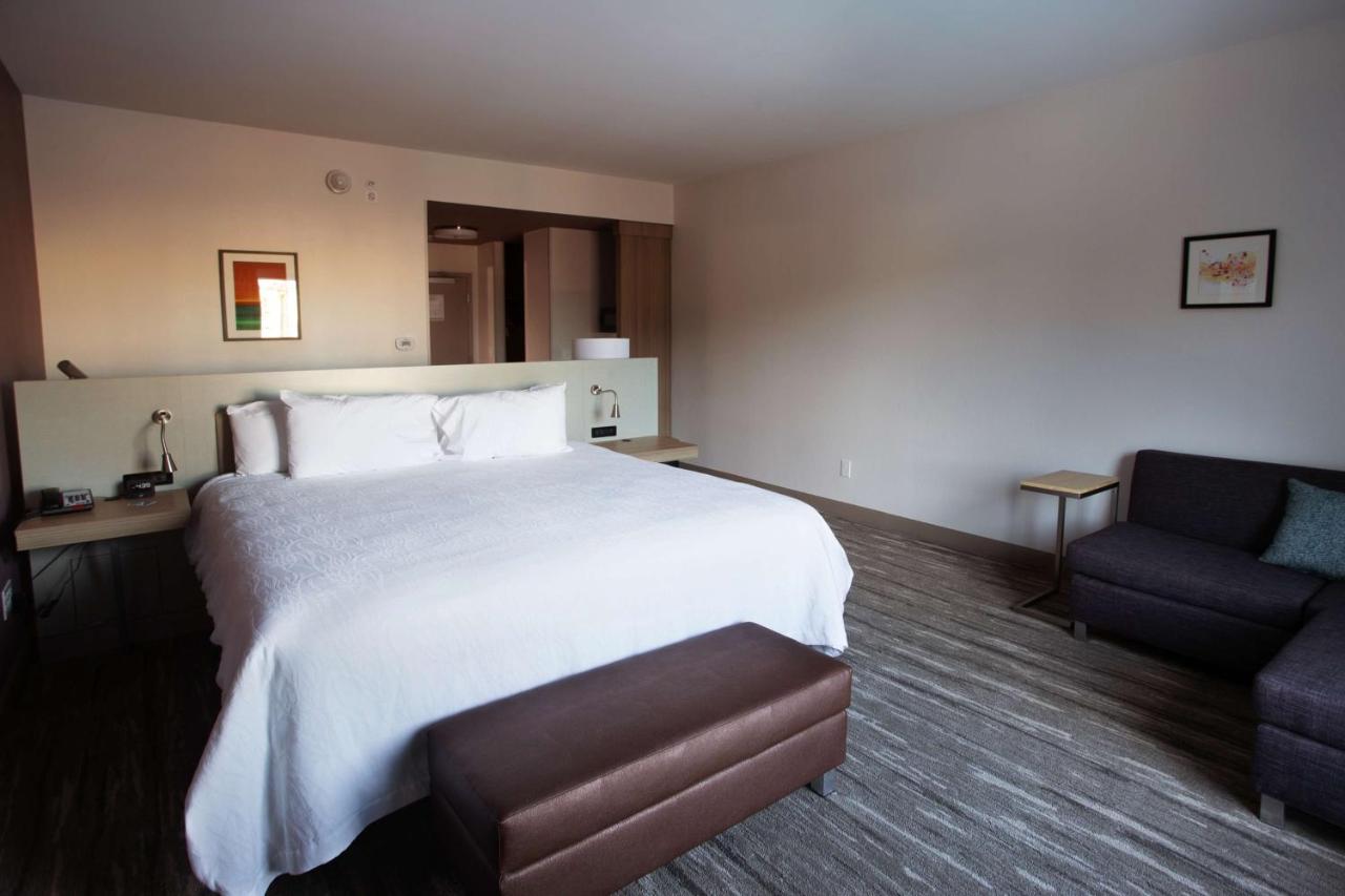 Deluxe King Room at Hilton Garden Inn Southern Pines Pinehurst, NC