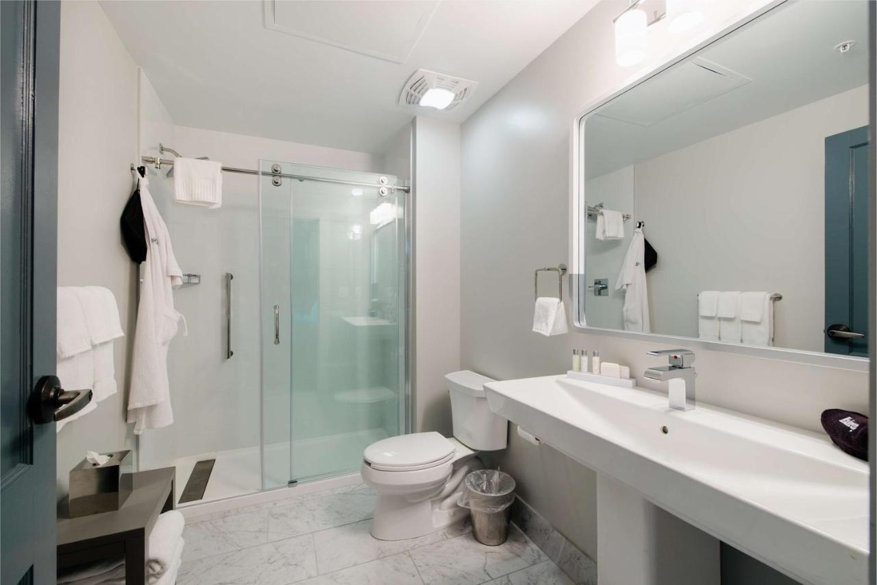 One-Bedroom King Suite at Hotel Florence, Tapestry Collection by Hilton